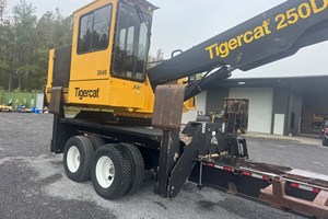 2017 Tigercat 250D  Log Loader